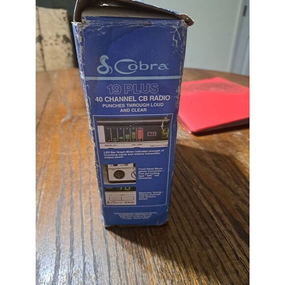 New Vintage 1988 Cobra 19 Plus 40 Channel CB Radio Original Box - Picture 11 of 11